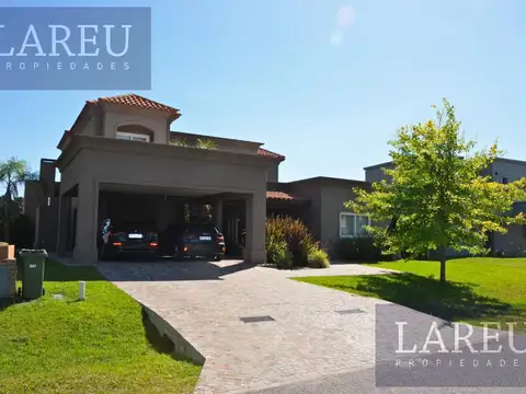 Casa en Alquiler de 4 dormitorios