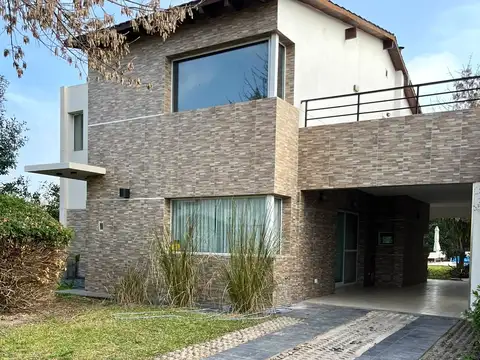 Casa en Alquiler en Pueblo Esther, $ 1.800.000