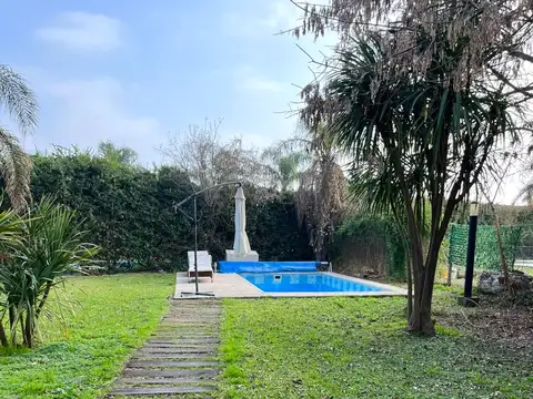 Casa 5 ambientes con 3 baños