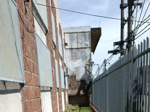 Galpon en Venta en Loma Hermosa, USD 445.000