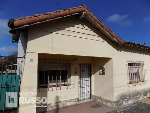 Gral. Mariano Necochea 600
