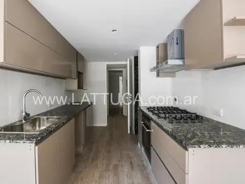 Departamento en Venta con 2 cocheras
