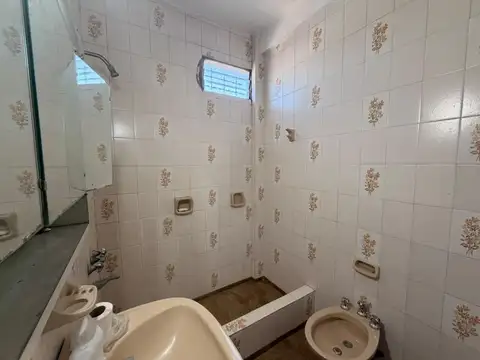 ALQUILER DEPARTAMENTO CON CASA PATIO TERRAZA OFICINA LANÚS OESTE
