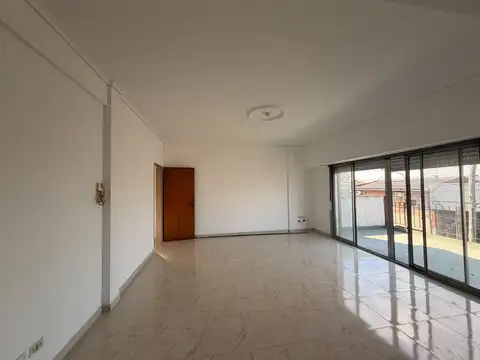 DEAN FUNES  al 3300
