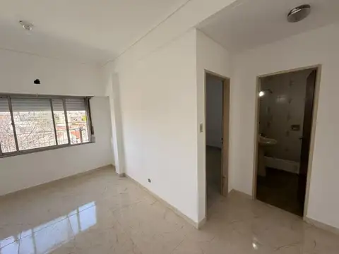 Departamento en Alquiler en Lanús Oeste, $ 1.300.000