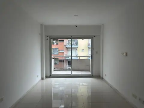 Departamento en Alquiler en Parque Chacabuco, CABA