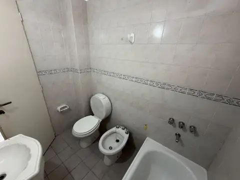 Departamento en Alquiler en Villa Dominico, $ 500.000