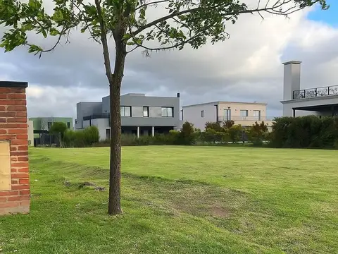 Terreno en Venta en Belen de Escobar, USD 99.000