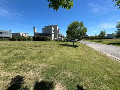Terreno en Venta de 718,0 m2
