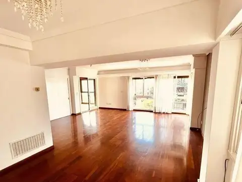 Departamento 6 ambientes con 4 baños