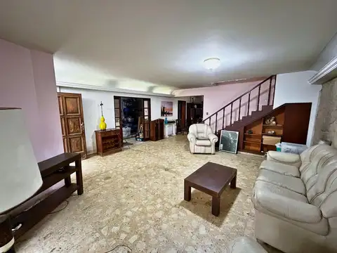 Departamento en Venta de 6 ambientes