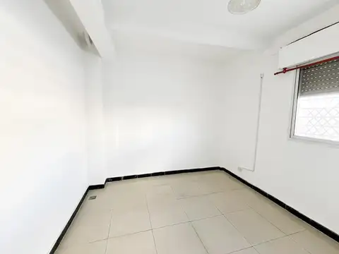 Oficina en Alquiler en Centro, $ 110.000