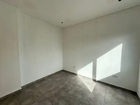 Pejerrey e/ Eneas  y Avenida Enrique Shaw