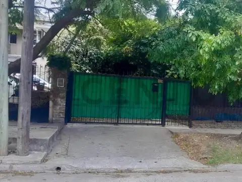 Adolfo Alsina 1000, Piso 0