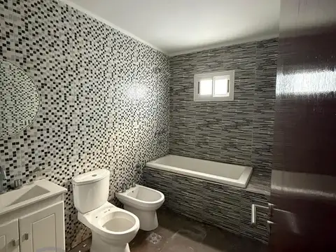 Departamento en Alquiler con 1 cocheras