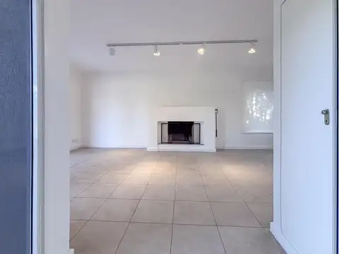 Casa en Alquiler de 4 dormitorios