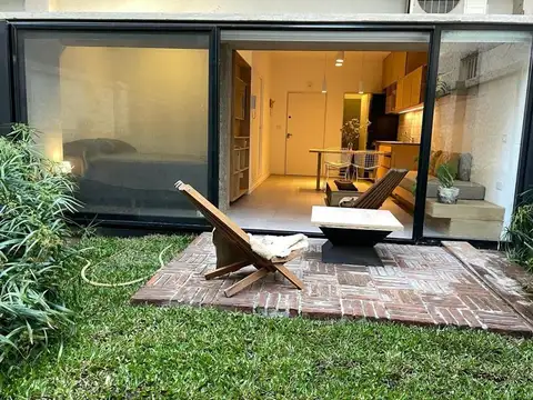 José Marmol 1500, Piso PB