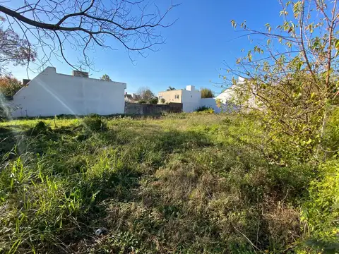 Venta Lote Terreno en Villa Sarmiento, Moron