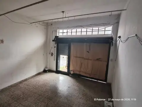 Local en Alquiler en El Palomar, $ 420.000