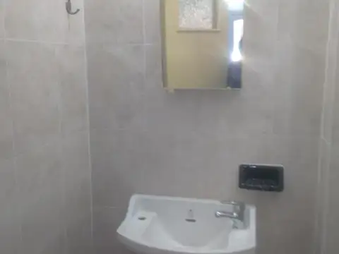 Depto Tipo Casa en Alquiler de 1 dormitorio