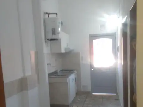 PH 2 amb.frente.Sin Expensas. 3 cuadras Pelliza 3 de Uzal.