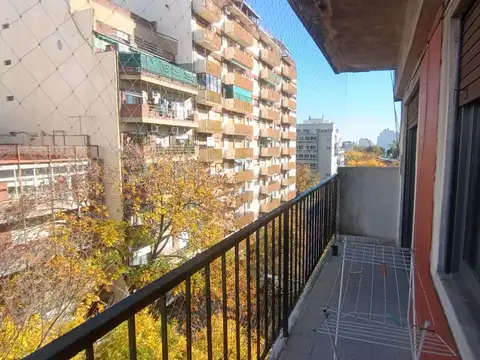 Departamento en Alquiler en Floresta, $ 800.000