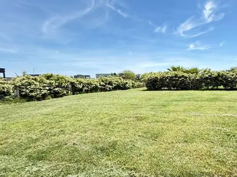 Terreno en Venta en El Cantón - Barrio Puerto, USD 76.000