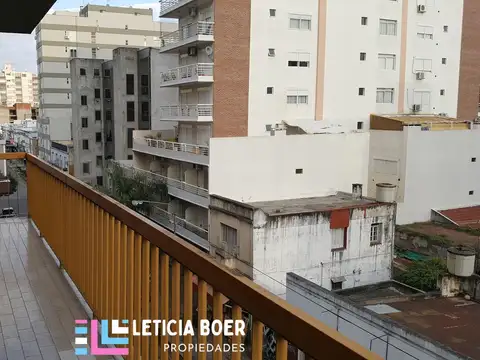 Departamento en Alquiler en Villa Ballester, $ 920.000