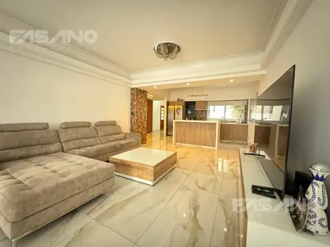 CASA | 5 AMB. CON LUJOSO DISEÑO | VILLA BALLESTER