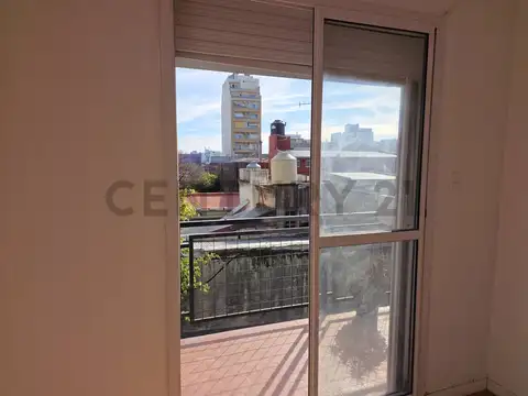 Alberti 1600, Piso 2