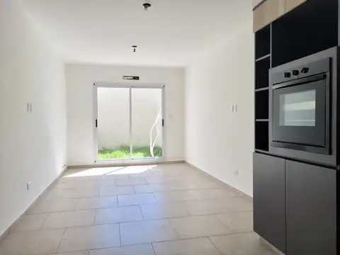 Monseñor Marcon 1800