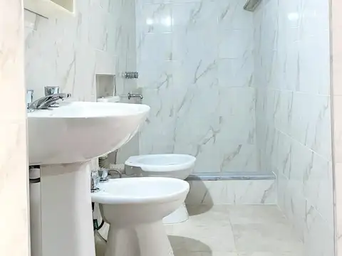 Depto Tipo Casa 7 ambientes con 1 baño