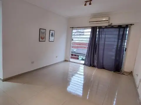Condarco 500 , Piso 1