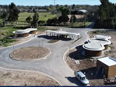 Lote en desarrollo comercial LA Estela Pilar