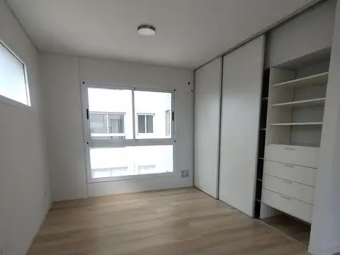 Avenida Jujuy 600, Piso 12