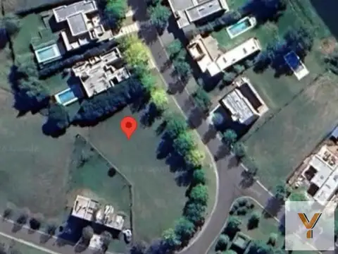 Terreno en Venta de 833,0 m2