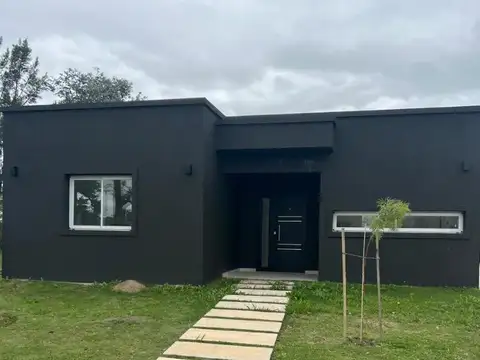Mlm. Increíble Casa En Barrio San Alfonso, Pde