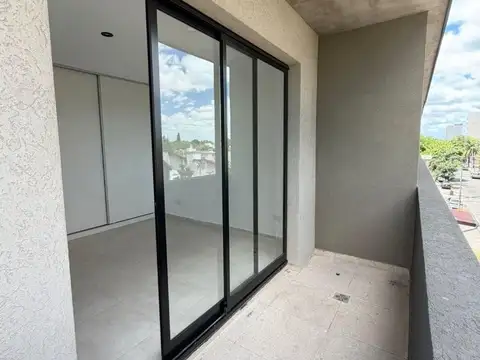 DEPARTAMENTO 3 AMBIENTES SUPER AMPLIO