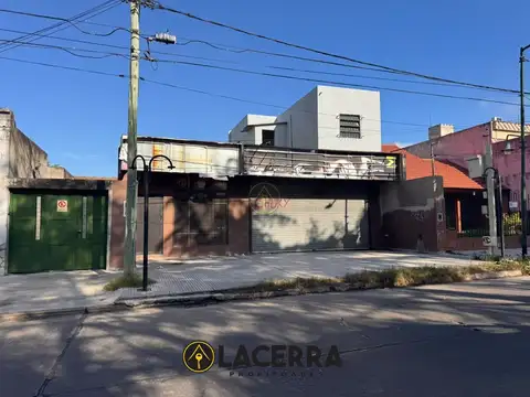 Local — Gobernador Emilio Castro al 800