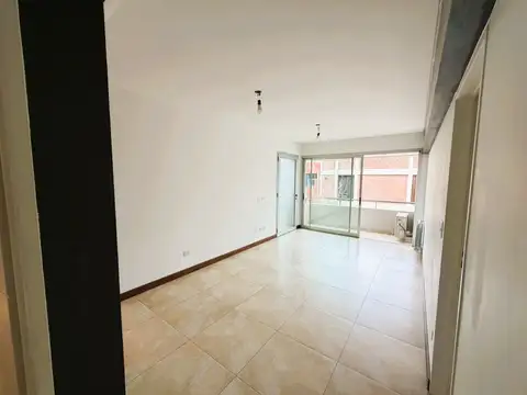 Departamento en Alquiler en Ramos Mejía, $ 750.000