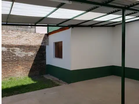 Casa 3 ambientes con 1 baño