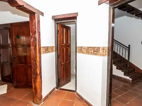 CASA 4 DORMITORIOS ALMUDENA 2000M2
