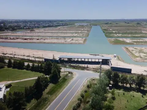 Terreno en Venta 15  mts Frente