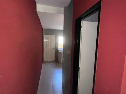 Departamento en Alquiler en Gregorio de Laferrere, $ 550.000