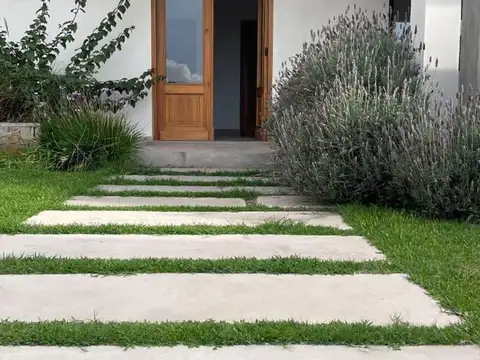 Vía Aurelia. Zona Aeropuerto. Mza 1. Lote 100