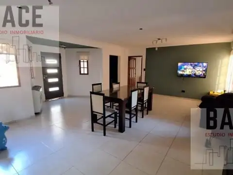 Casa en Venta en Centenario, USD 290.000