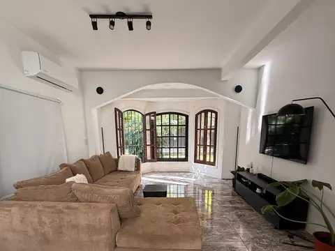 Casa en Alquiler de 3 dormitorios