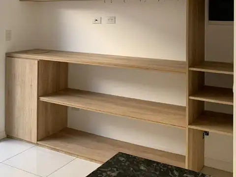 Casa en Alquiler con 1 cochera