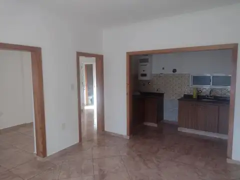 Venta Casa 6 Amb, Zarate, c/cochera + local comerc