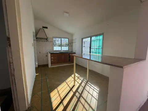 Depto Tipo Casa 3 ambientes con 1 baño